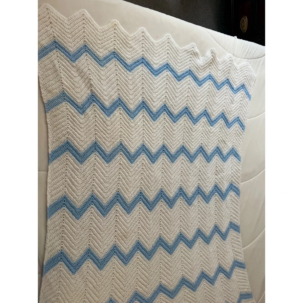 Handmade Baby Blanket Bundle Flying Pigs Quilt Crochet Chevron Pink Blue 3pc Set